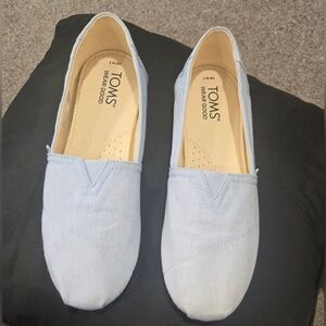 TOMS Women's Light Blue Slip-On Shoes Excellente Conditions